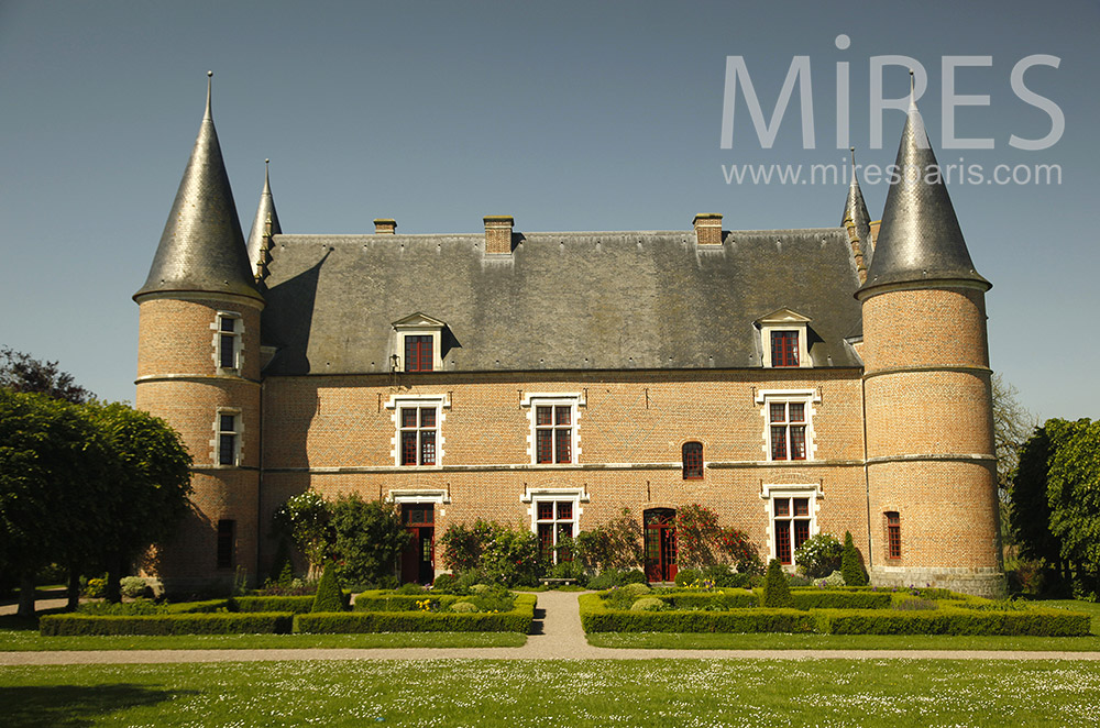 C2247 – XVth century castle