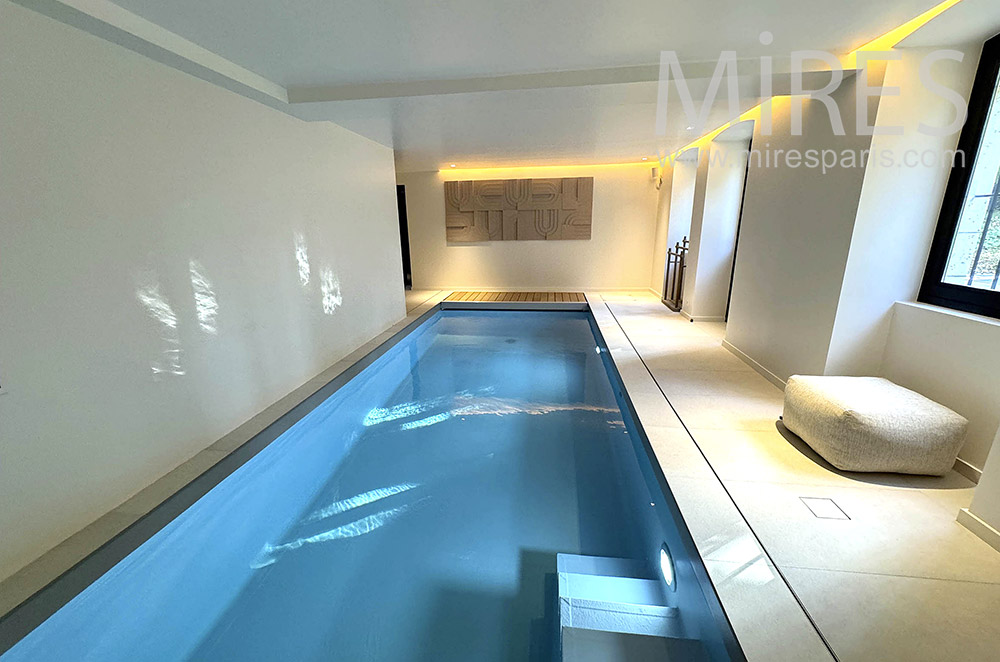 C2246 – Piscine intérieure