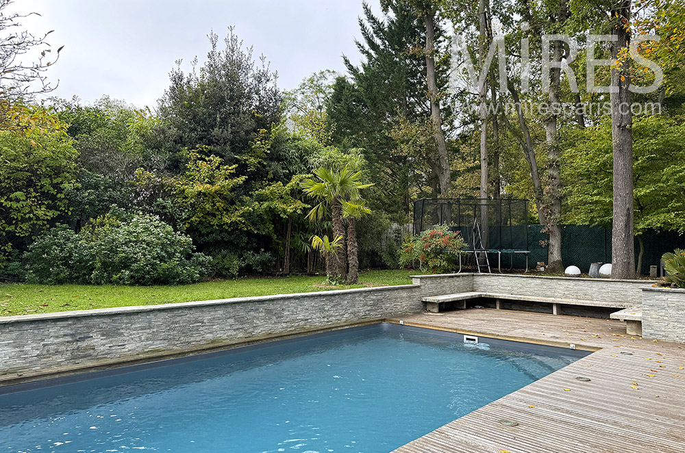 C2250 – Swimming pool