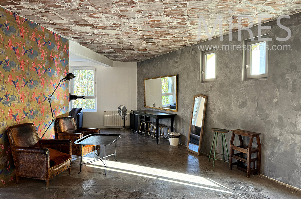 C2259 – Loge