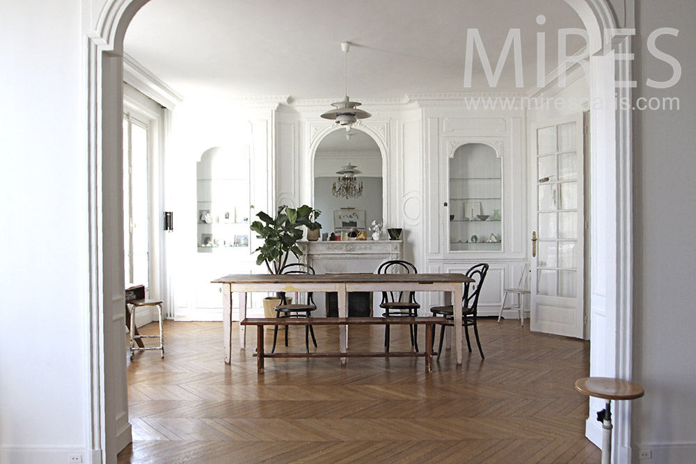 C0940 – Appartement parisien