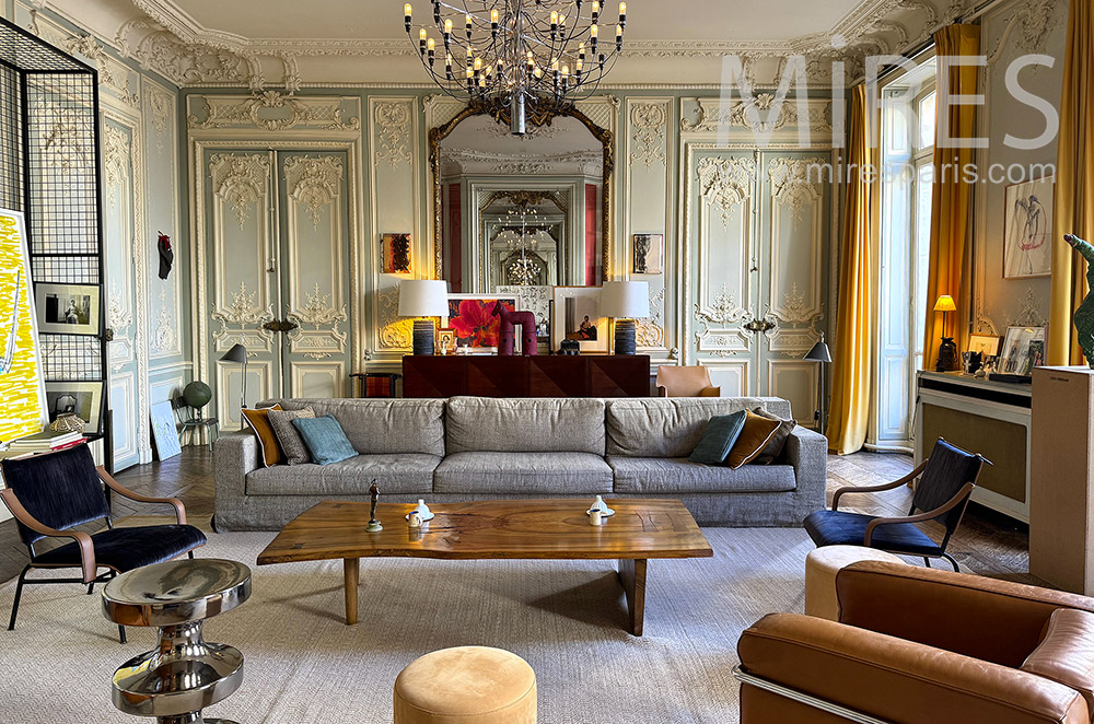 C2274 – Appartement parisien