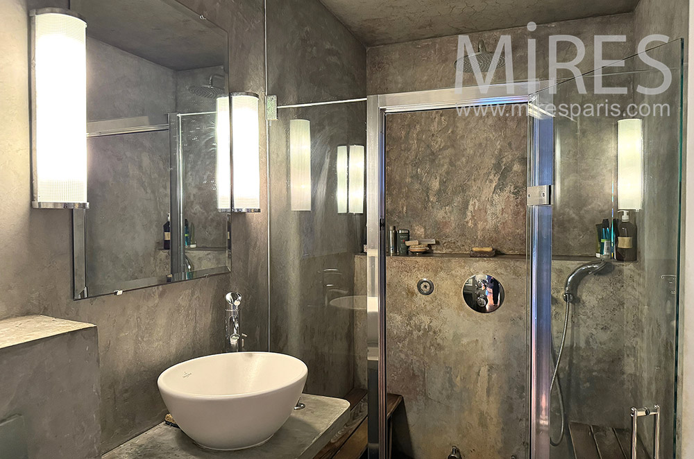 C2267 – Shower