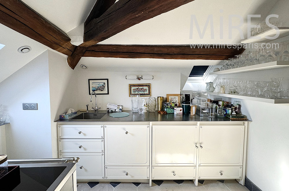 C2273 – Kitchen 2