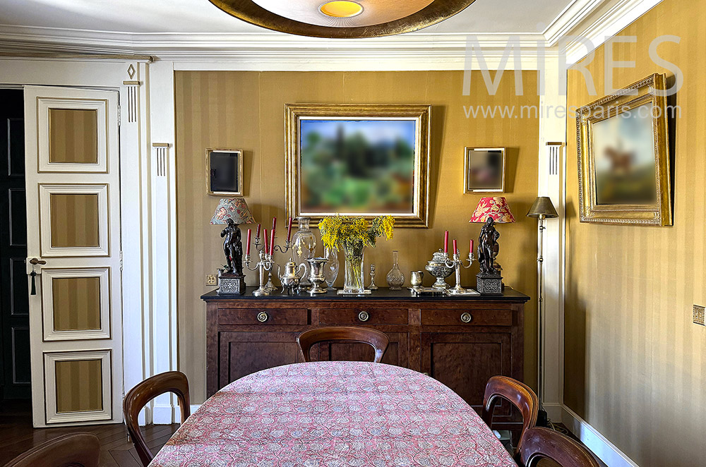 C2273 – Dining room