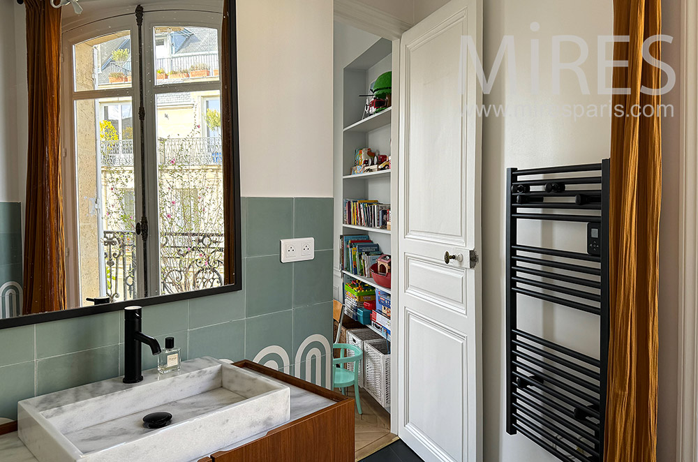 C2275 – Bathroom