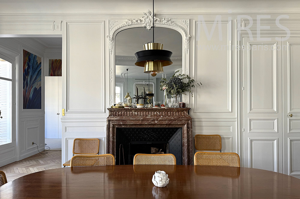 C2275 – Salle à manger