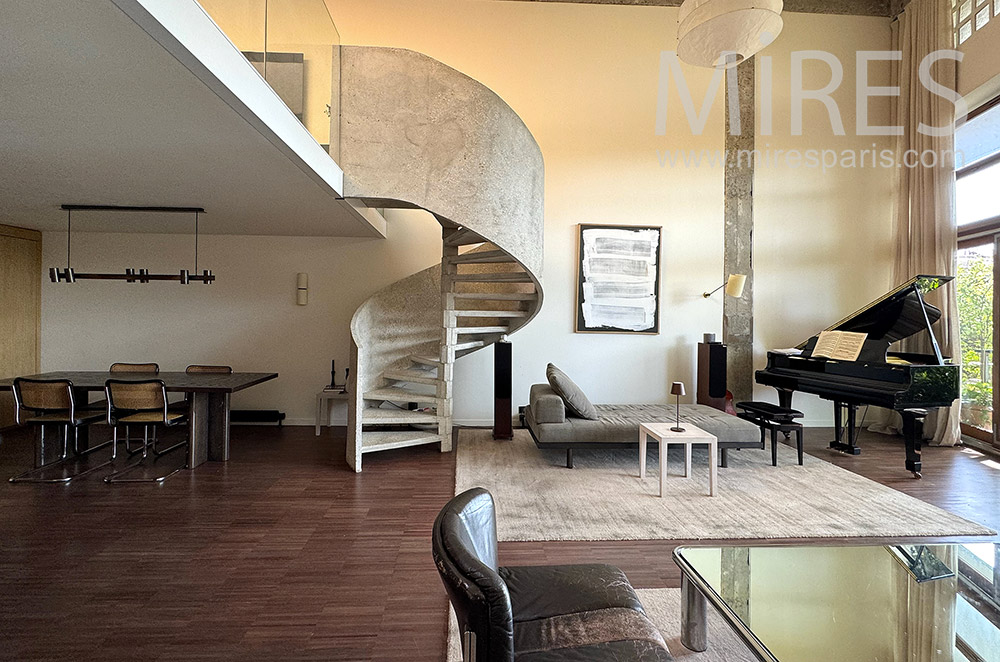 C2285  – Loft d’architecte