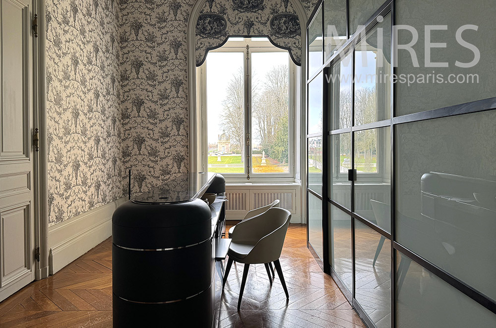 C2276 – Office