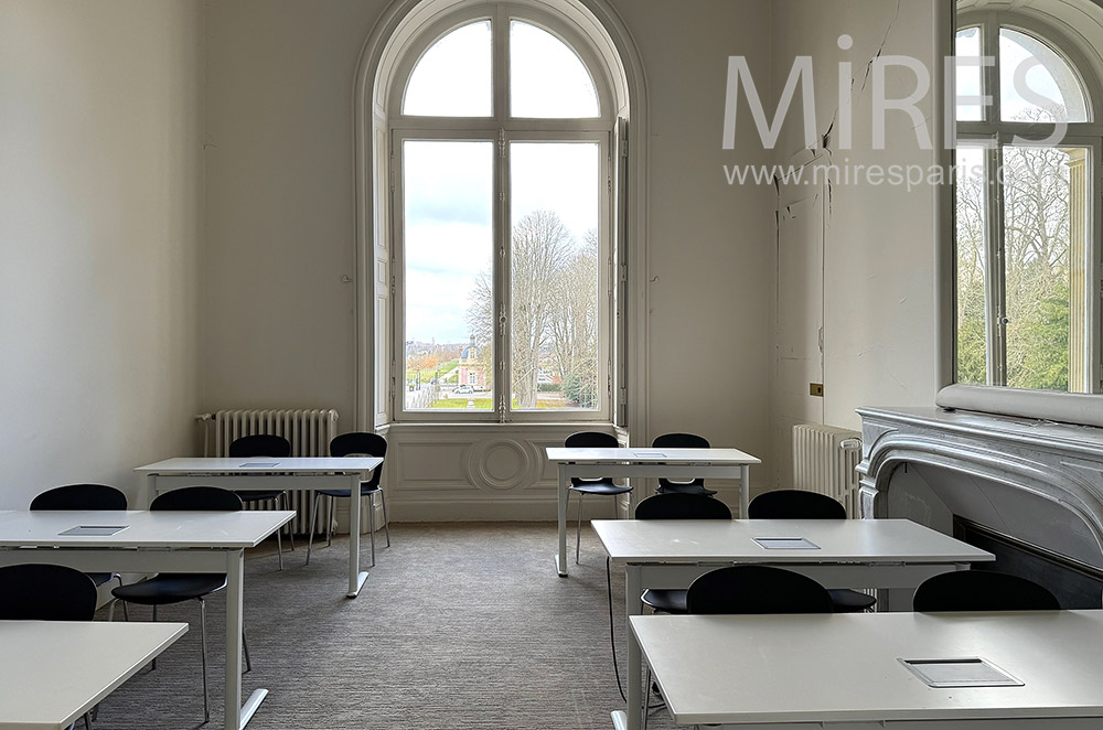 C2276 – Classroom