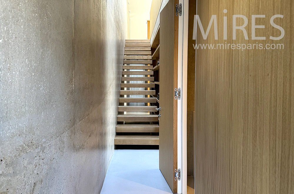 C2280 – Escalier