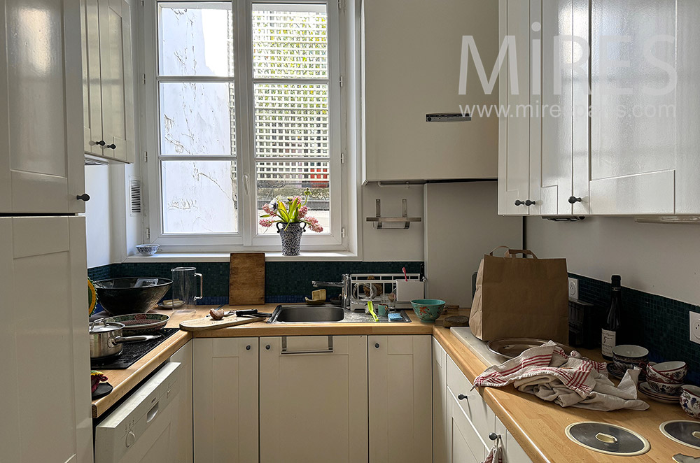 C2283 – Kitchen