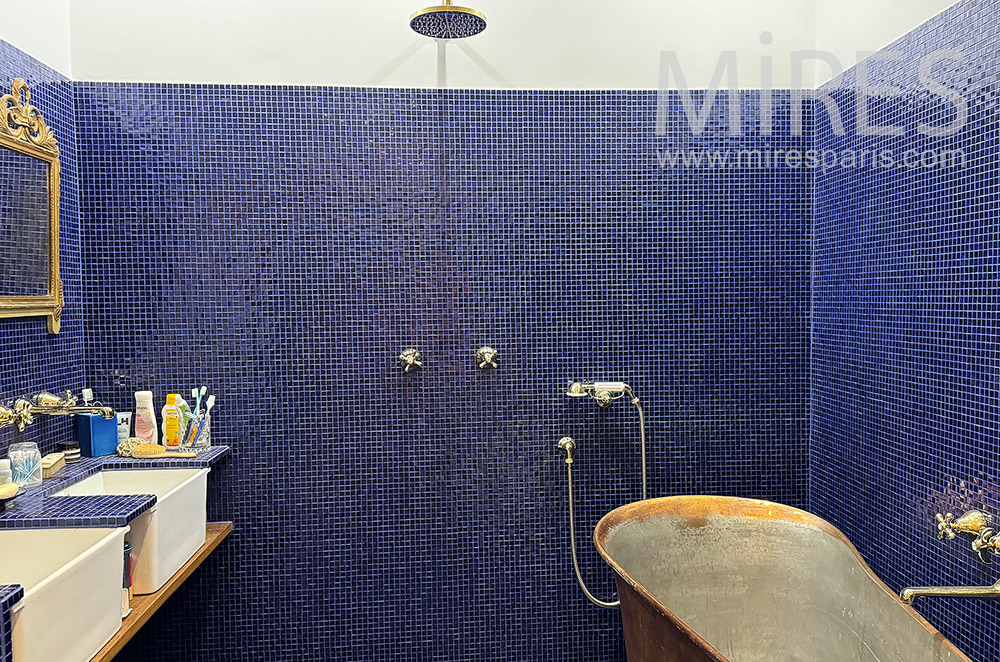 C2283 – Bathroom