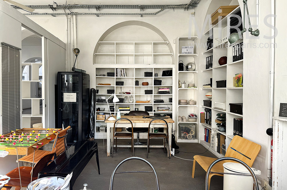 C2284 – Office