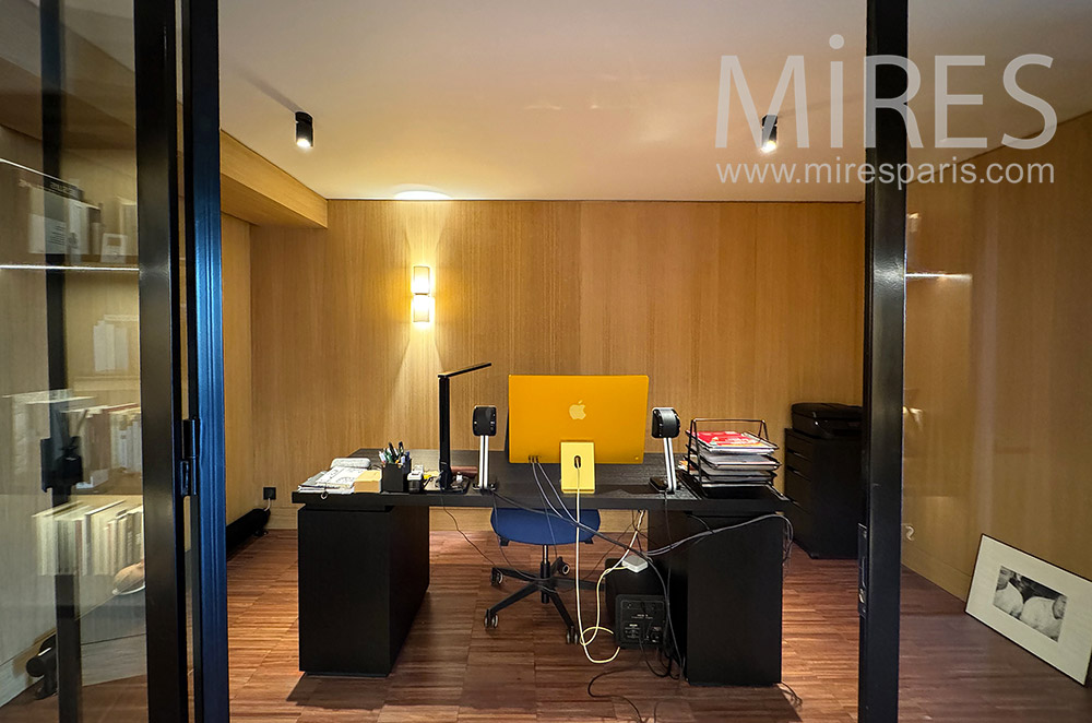 C2285 – Office 1