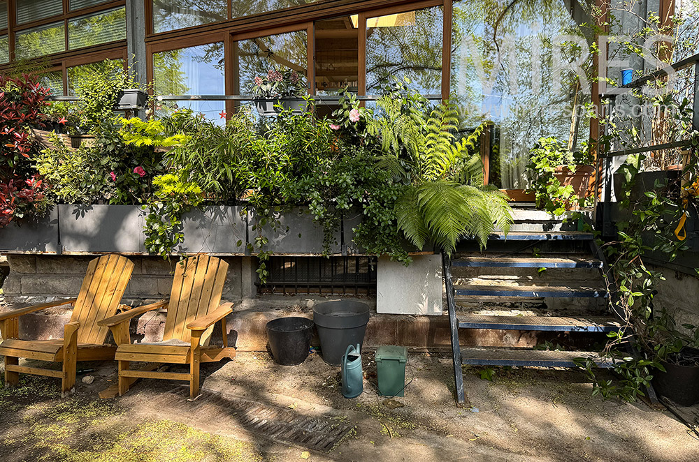 C2285 – Balcony