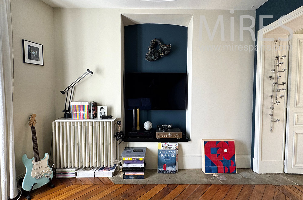 C2286 – TV lounge