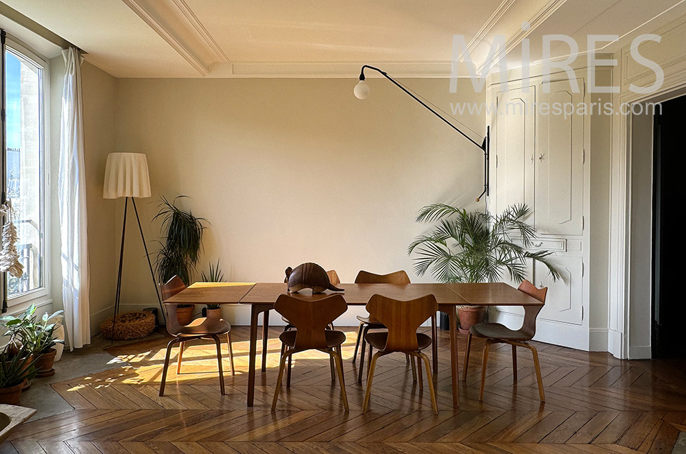 C2286 – Dining room