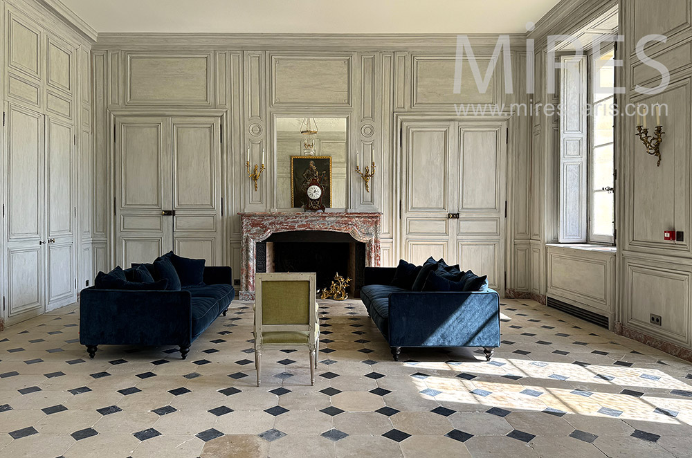 C2288 – Living Room 1