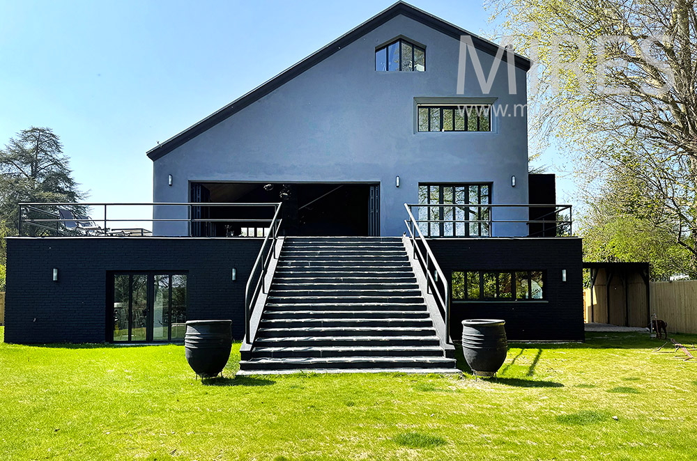 C2289 – Maison sur la Seine
