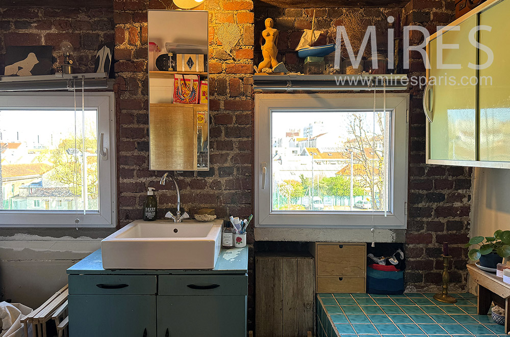 C2287 – Bathroom