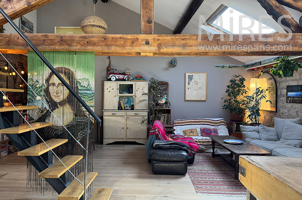 C2287 – Living room