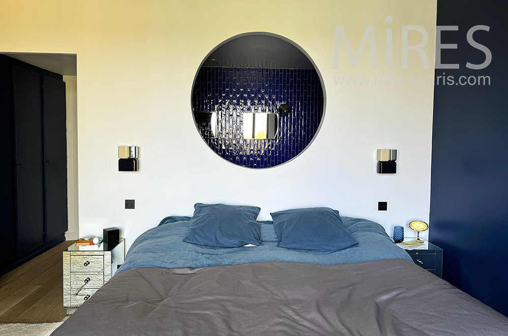 C2289 – Room 1
