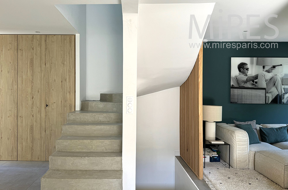 C2293 – Staircase 2