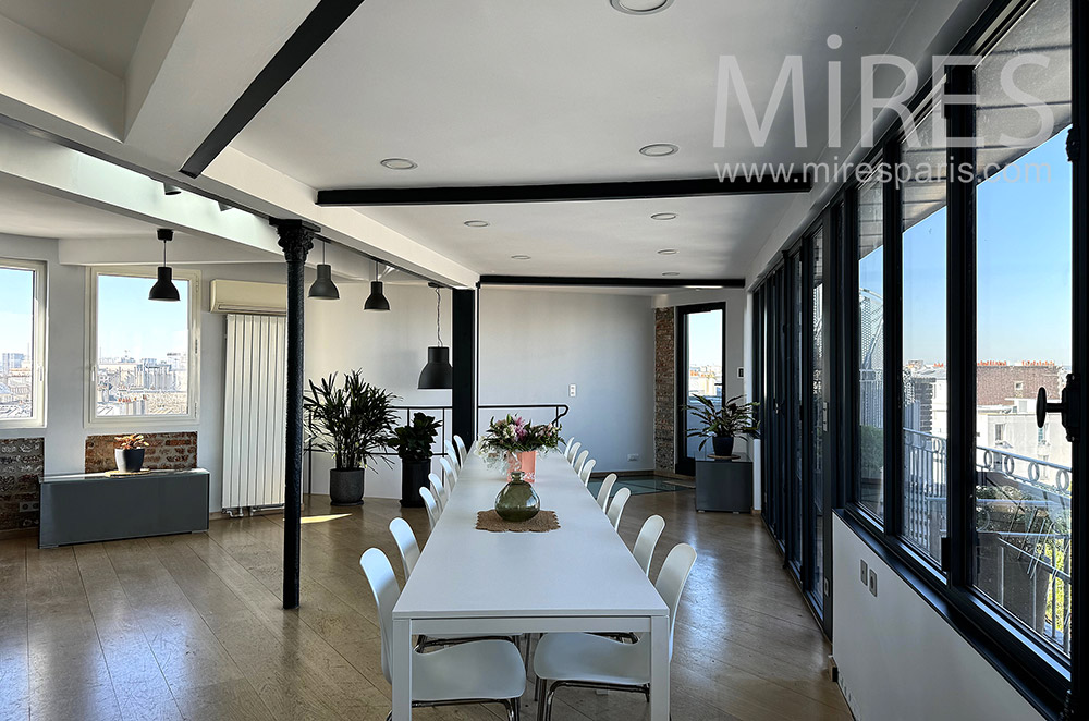 C2294 – Dining room