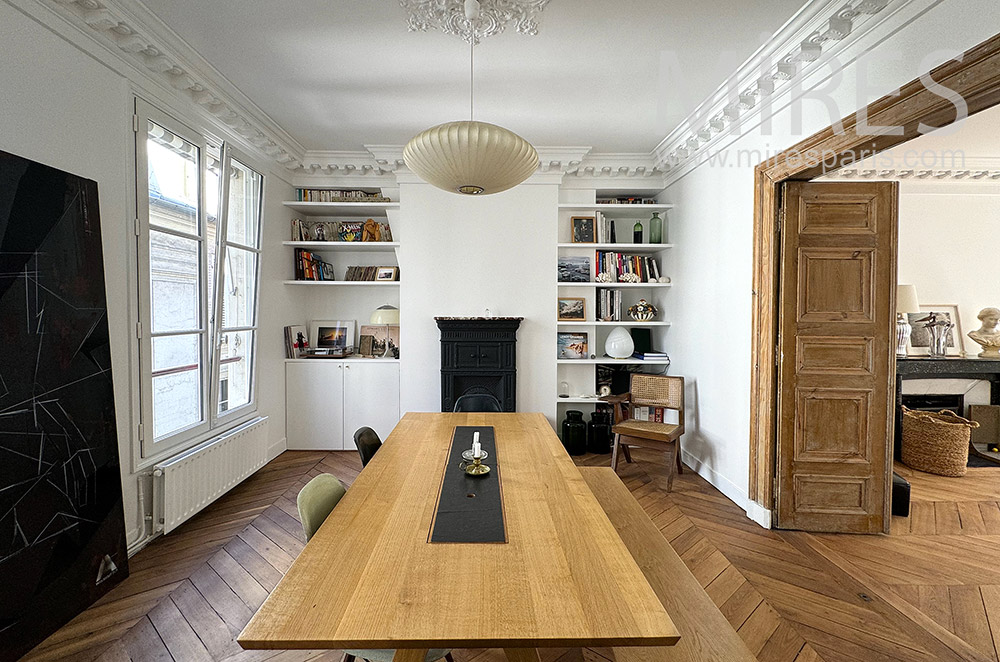 C2295 – Dining room