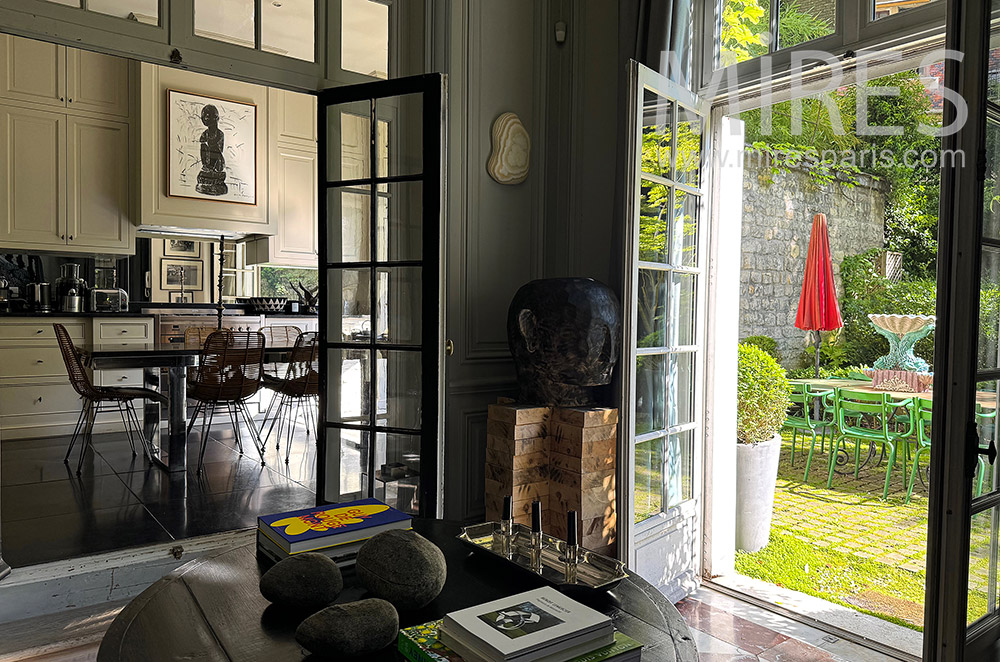 C2296 – Kitchen