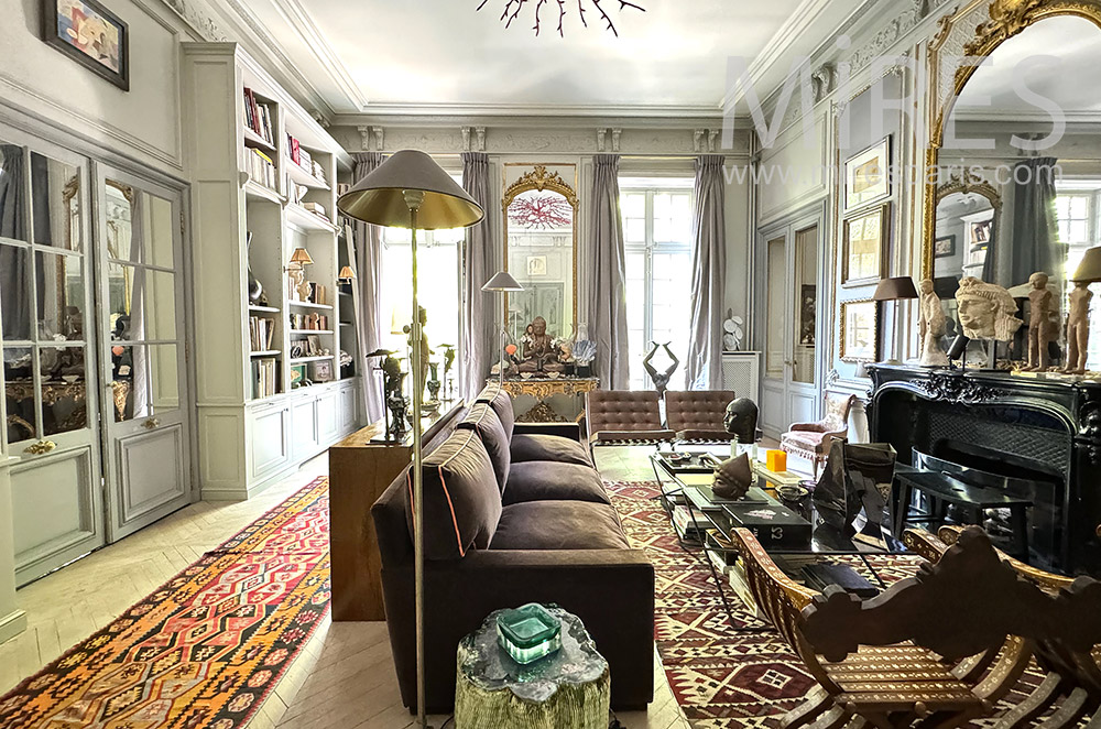 C2296 – Living room