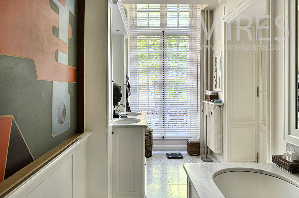 C2296 – Bathroom 1