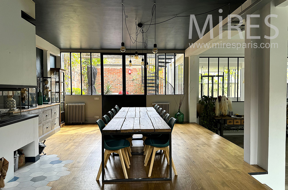 C2297 – Salle à manger