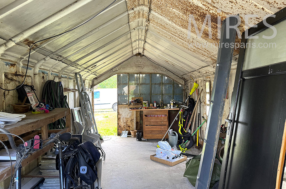 C2298 – Garage