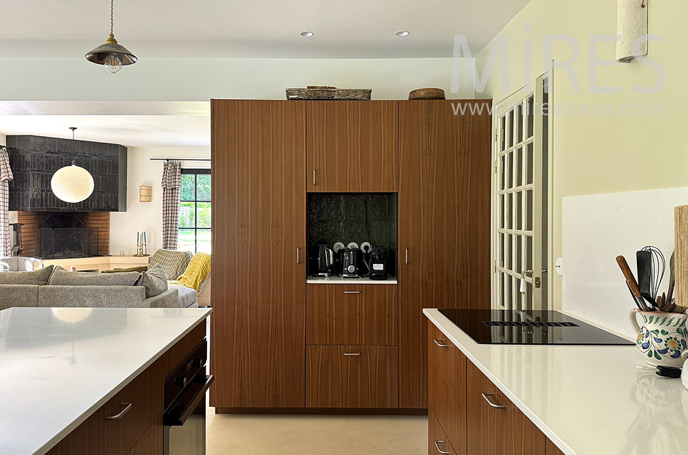C2298 – Kitchen