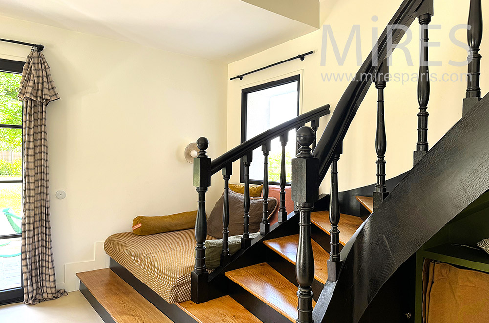 C2298 – Staircase
