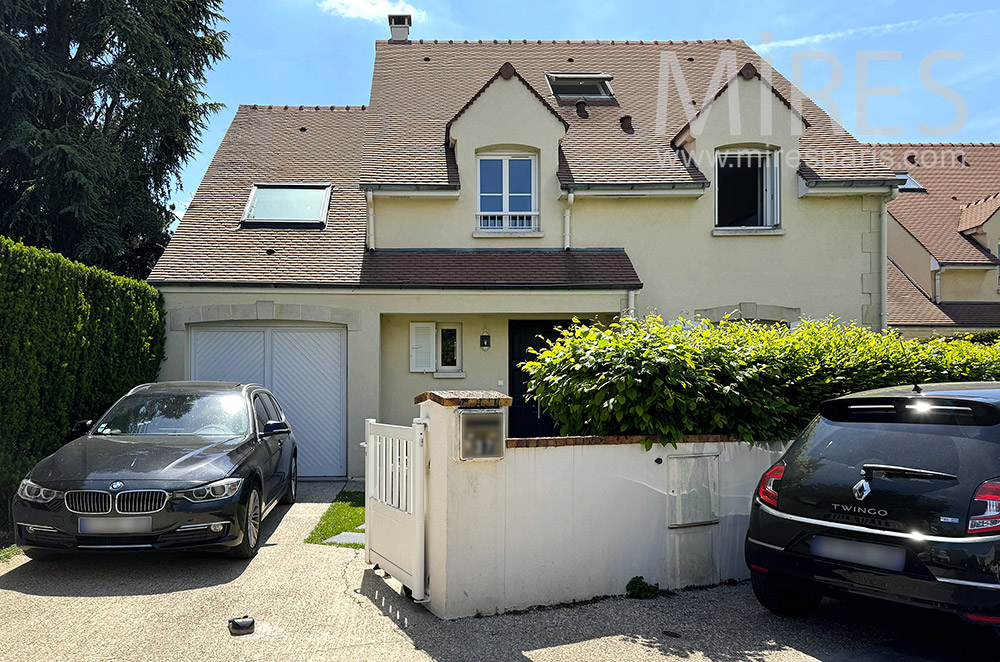 C2302 – Maison de ville