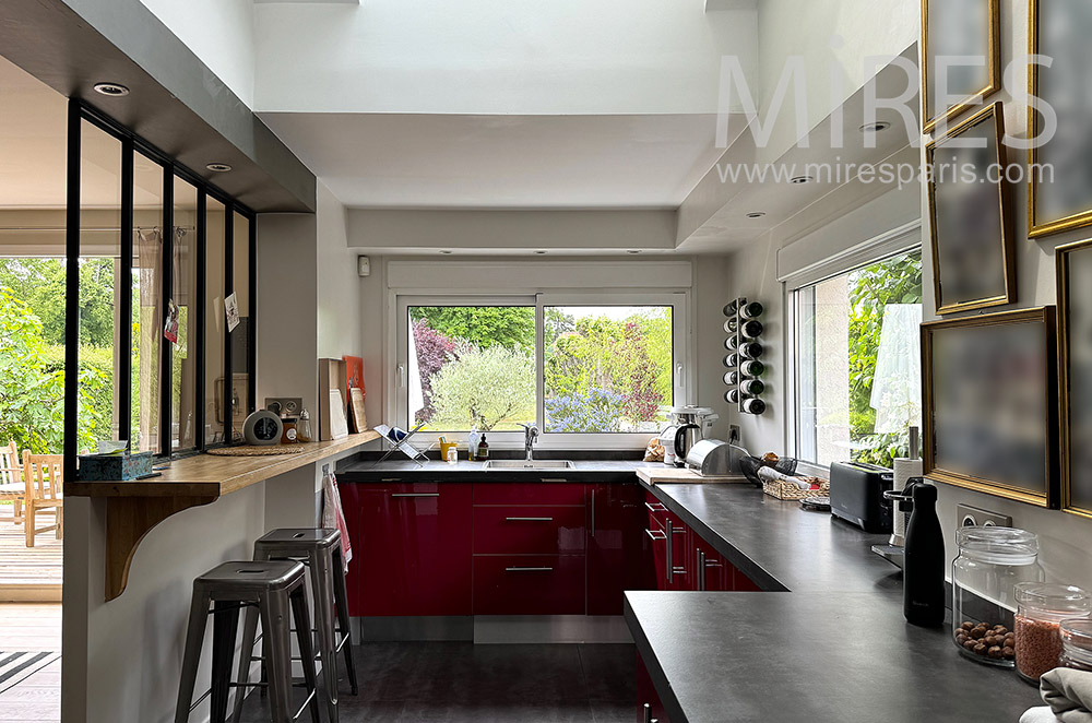 C2303 – Kitchen