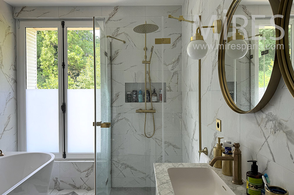 C2311 – Salle de bain 1