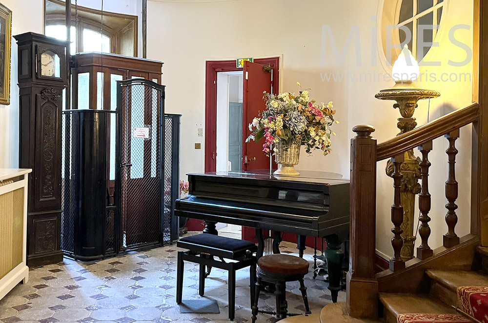 C2316 – Ascenseur