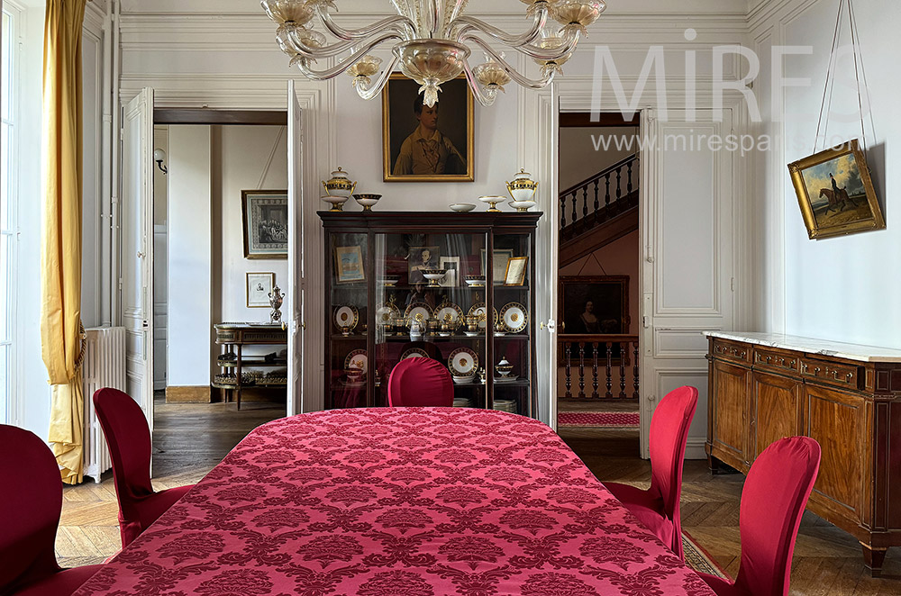 C2316 – Dining room