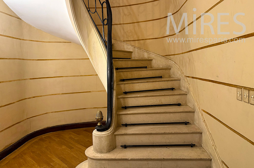 C2326 – Staircase 1