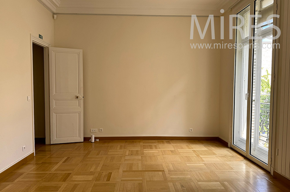 C2326 – Living-room 6