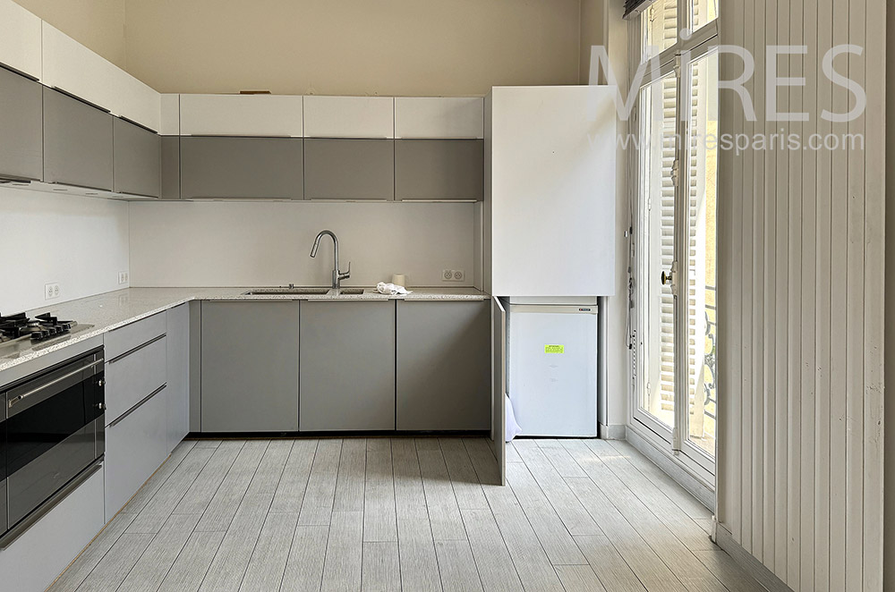 C2326 – Kitchen 2