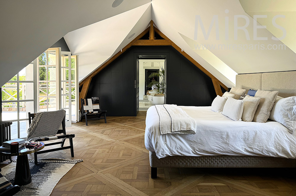 C2329 – Bedroom 6
