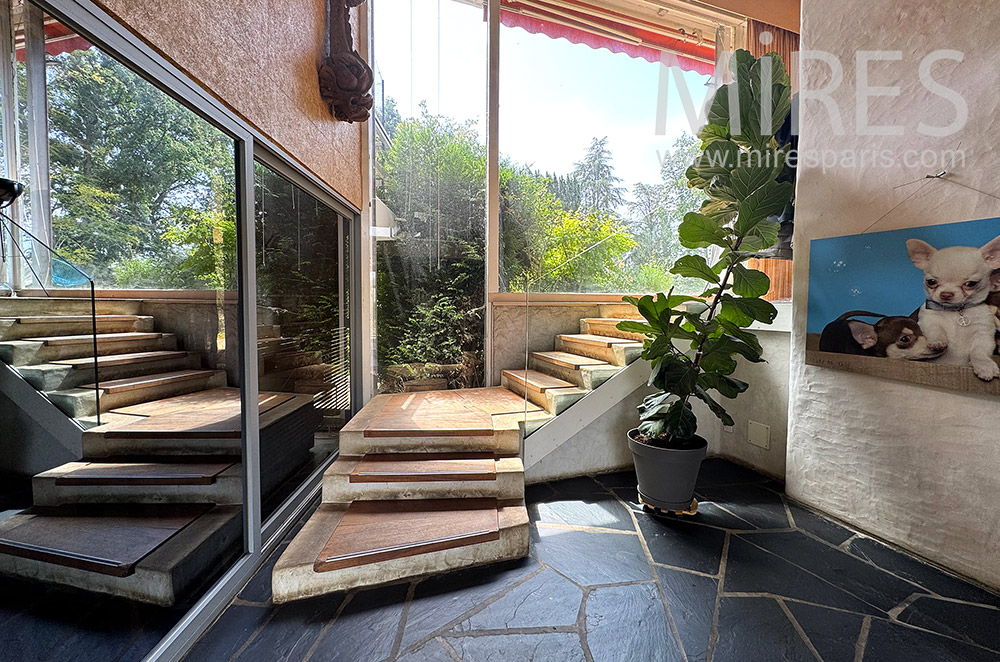 C2330 – Escalier 1