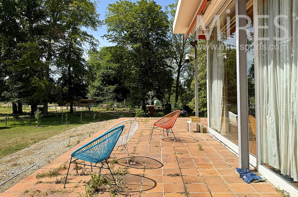 C2330 – Terrasse