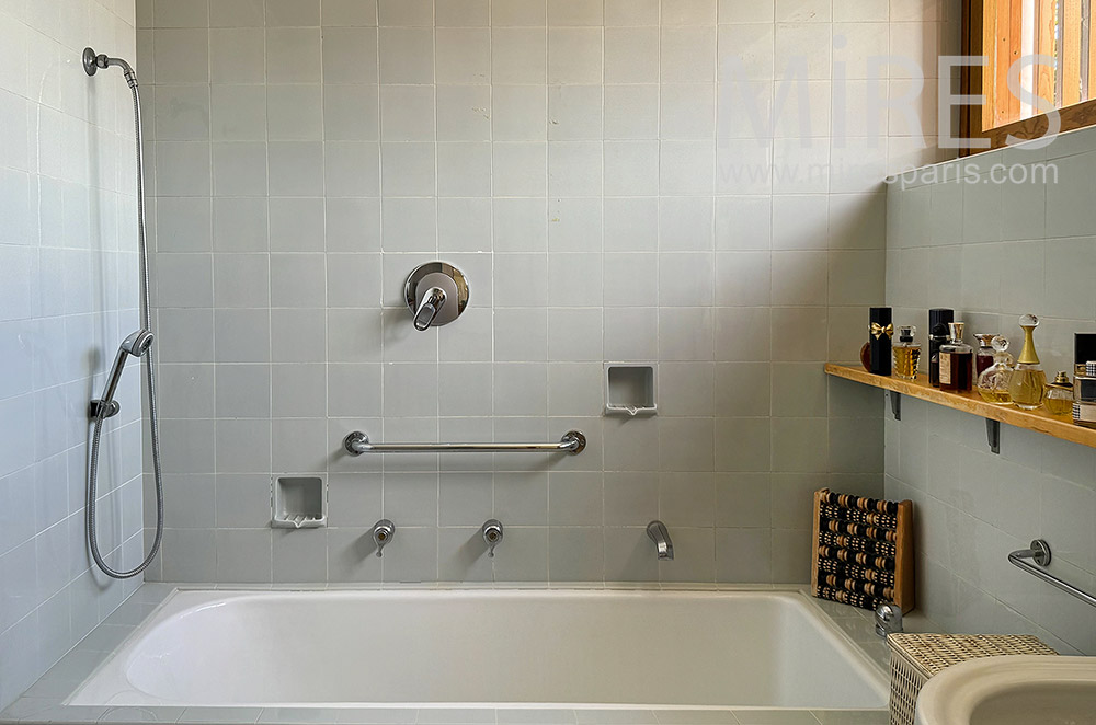 C2331 – Salle de bain 2