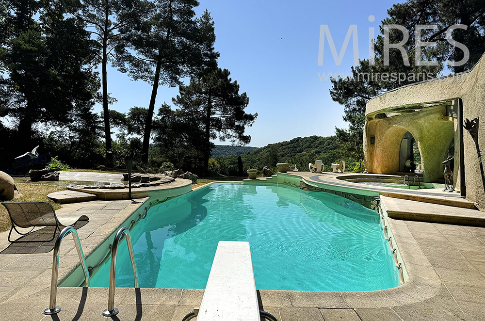 C2332 – Piscine